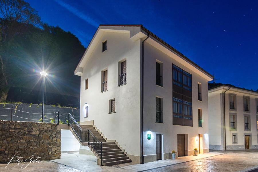 Apartamentos Buenavista Tineo Zewnętrze zdjęcie